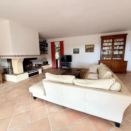 Holiday home Alba, Sejour En Bord De Hyeres