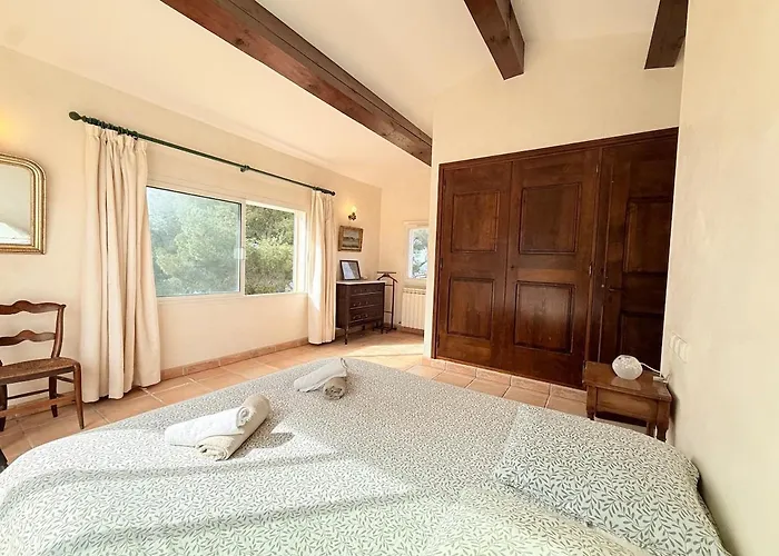 Alba, Sejour En Bord De *