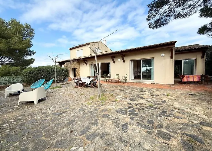 Alba, Sejour En Bord De Holiday home *