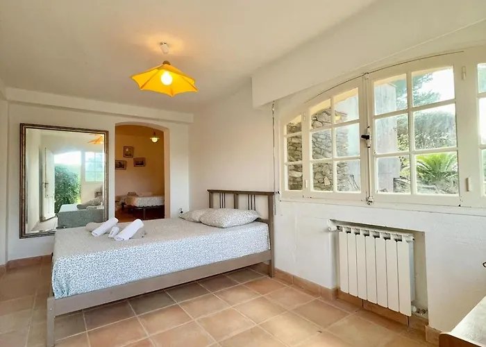 Holiday home Alba, Sejour En Bord De