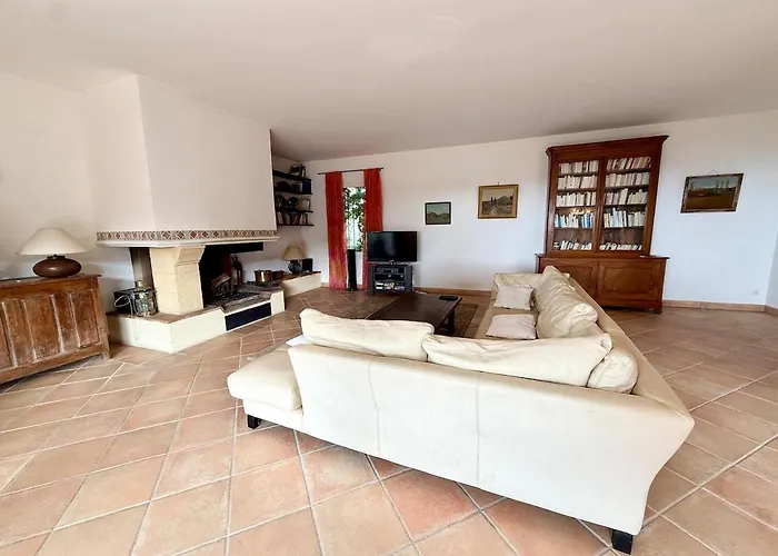 Holiday home Alba, Sejour En Bord De Hyeres