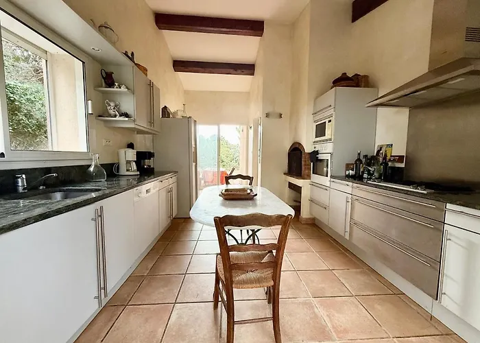 Alba, Sejour En Bord De Hyères