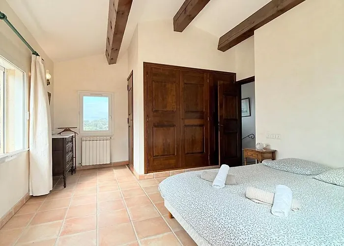 Alba, Sejour En Bord De